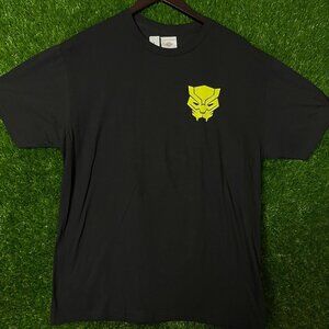 Black Panther Comic T-shirt size Large